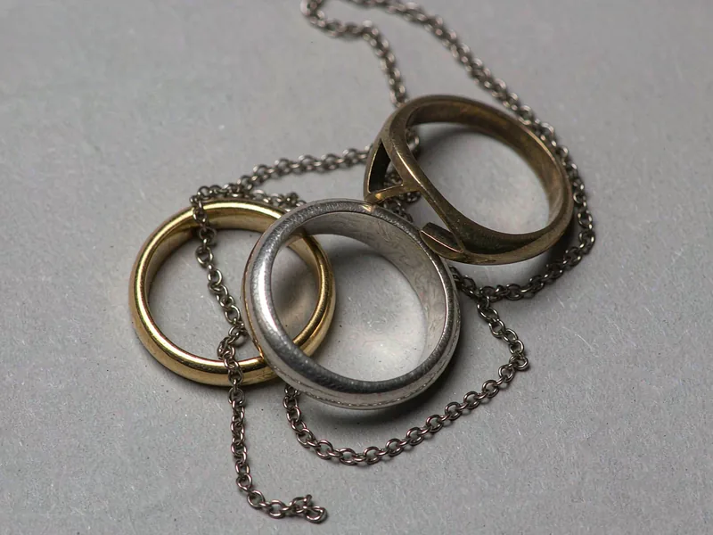 Rings and Chains